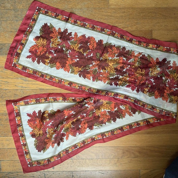 Vintage Jocelyne Mauge Fall Scarf Autumn Leaves - Picture 4 of 5